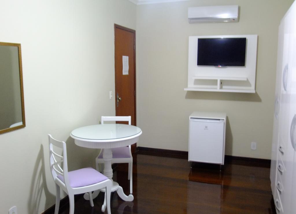 Acomodação com café da manhã  Apricare Cabo Frio